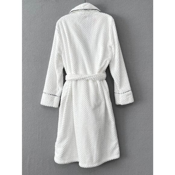 Vera Bradley Plush Fleece Long Spa Bathrobe with Decorative Trim Cozy Comfort - Picture 6 of 10
